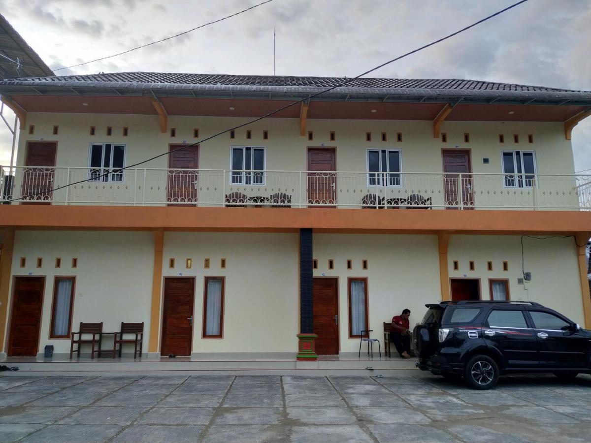 Penginapan Intan Bandara Padang  Exterior photo