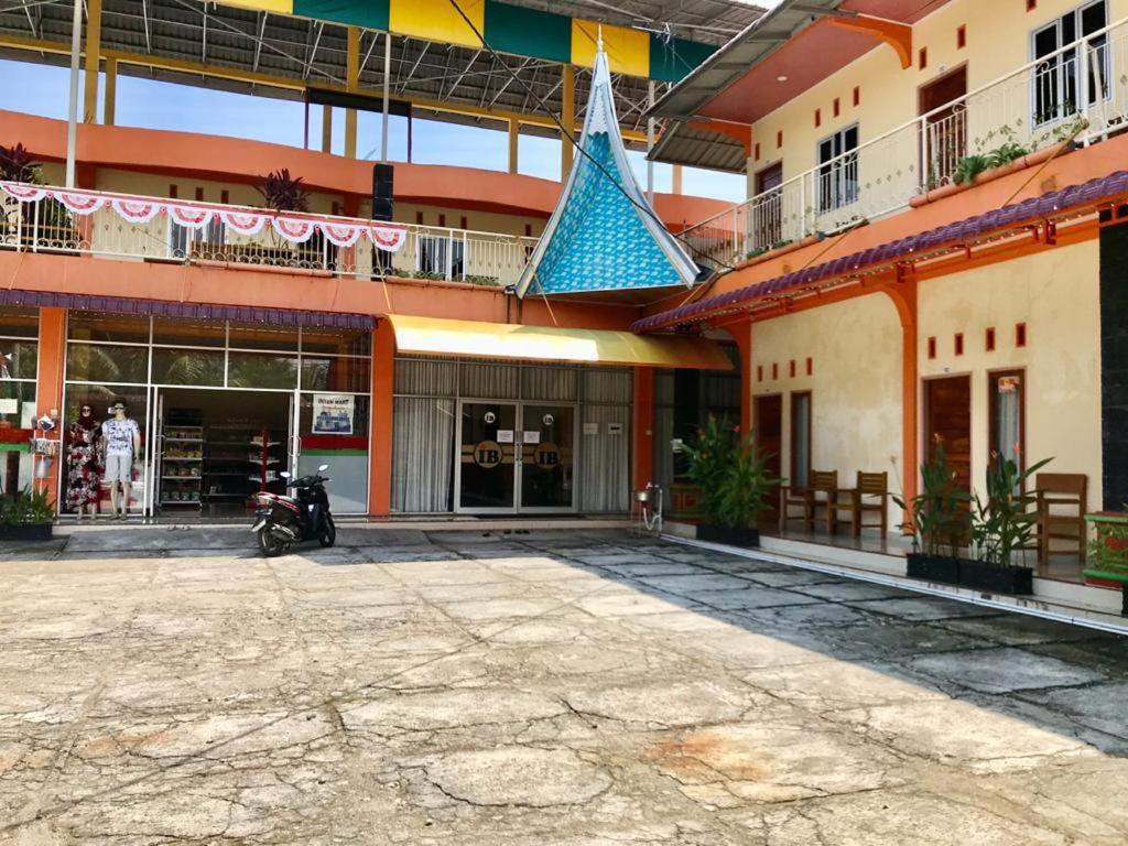Penginapan Intan Bandara Padang  Exterior photo